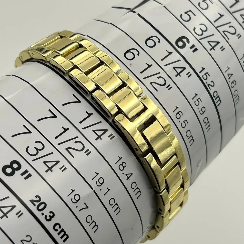 Women’s Gold-tone Crystal Accented Bezel Fashion Watch Working New Battery